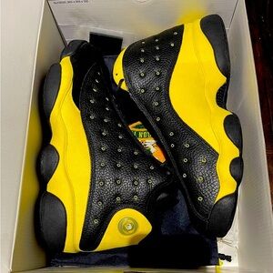 Air Jordan 13 Oregon